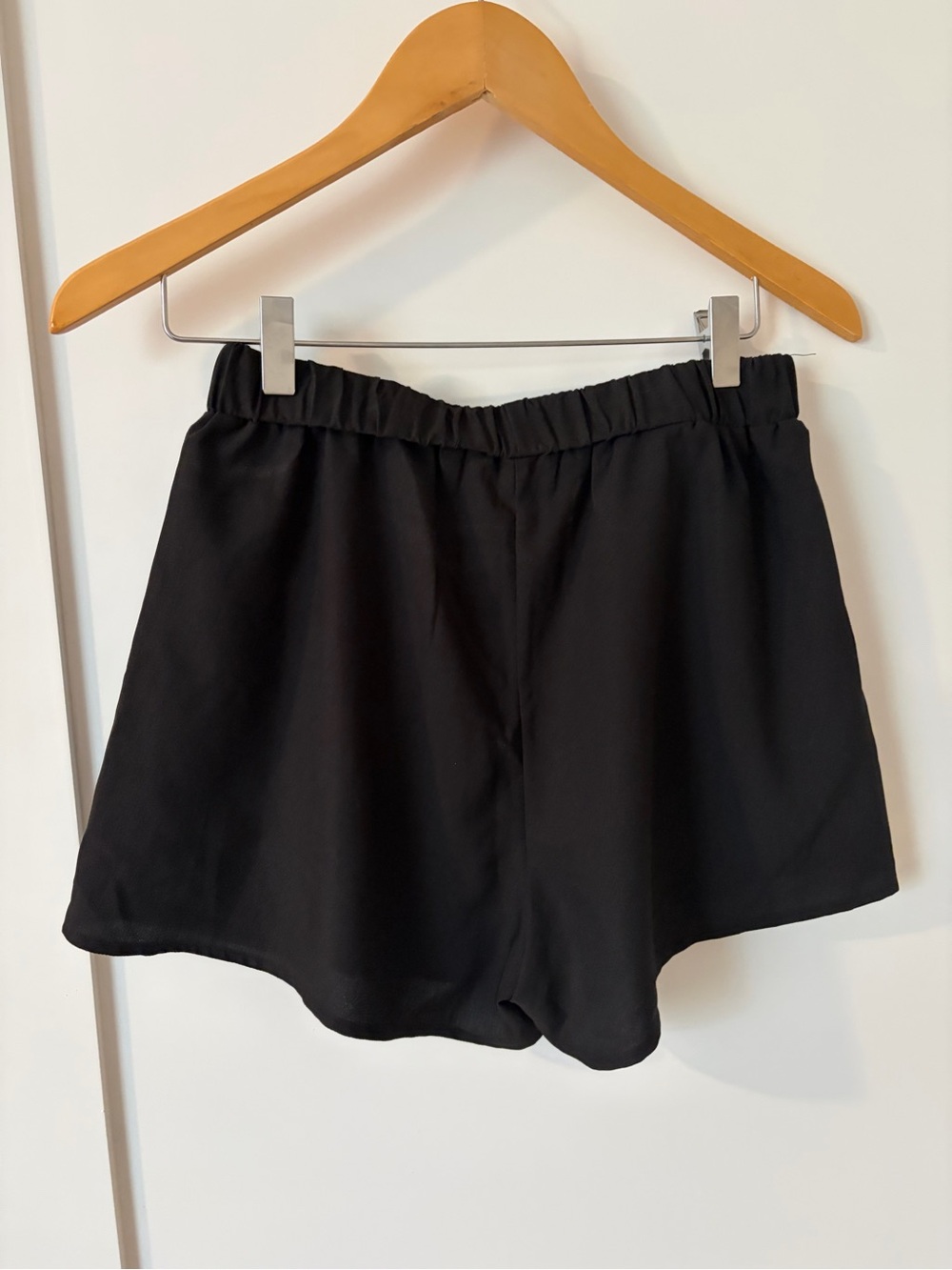 Elastic Waist Black Women's Shorts